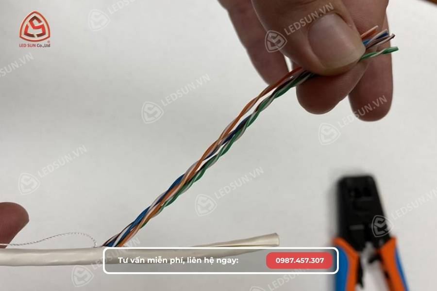 Tuốt vỏ cạp mạng